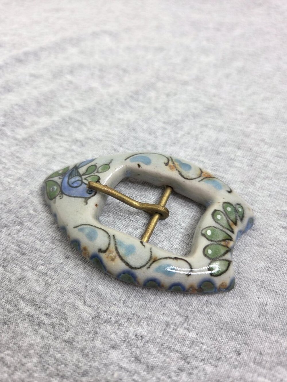 Vintage Ken Edwards Ceramic Blue Bird Handmade Belt Buckle - Picture 2 of 6